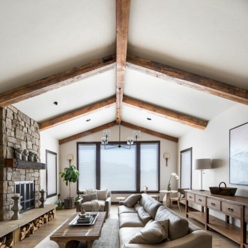 Barnwood Accent Ceiling With Beams Barnwood Innovations