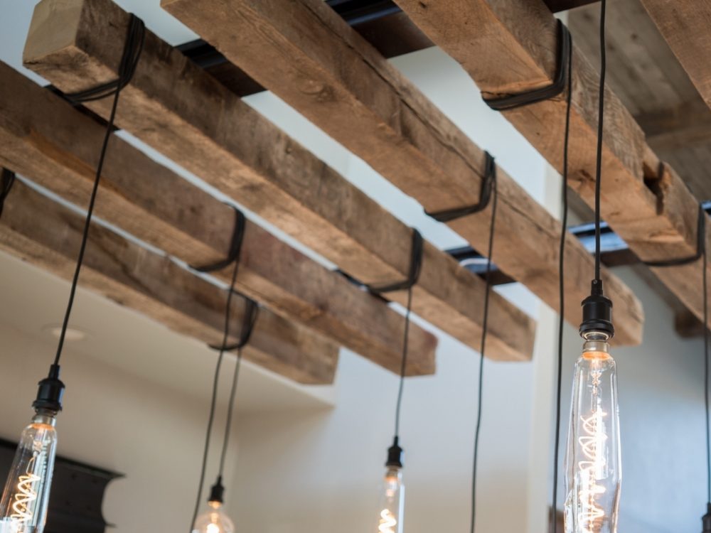 barnwood accent lighting - Barnwood supplier in Central Oregon